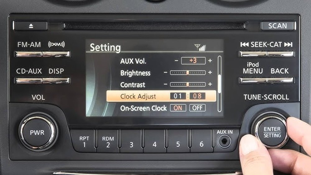 How to Change Clock on Nissan Rogue